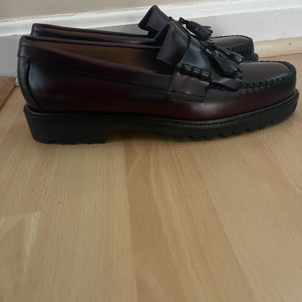 G.H. Bass & Co. Leather Tassel Loafers in Burgundy